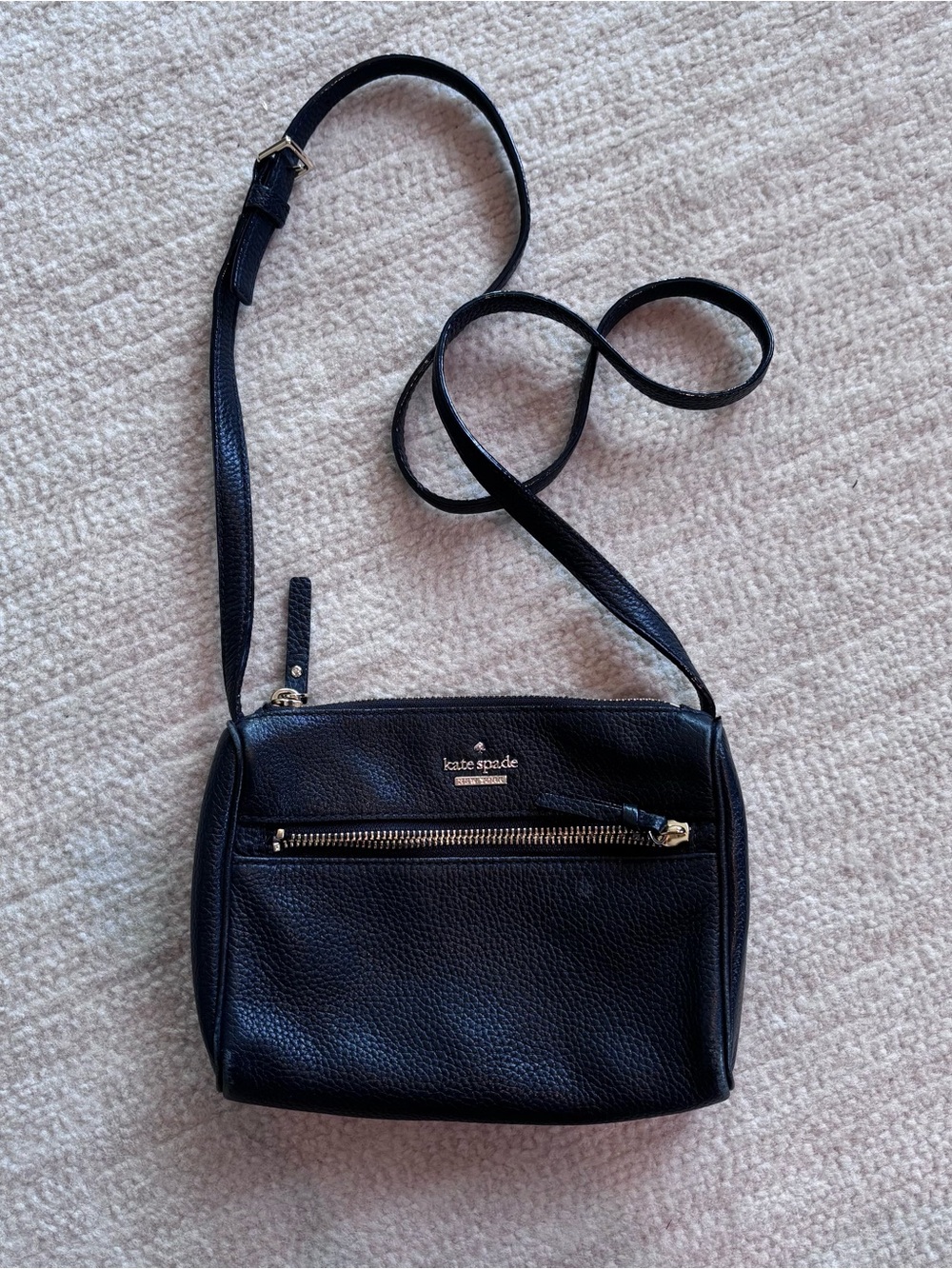 kate spade black pebbled leather crossbody with gold hardware - Picture 9 of 9